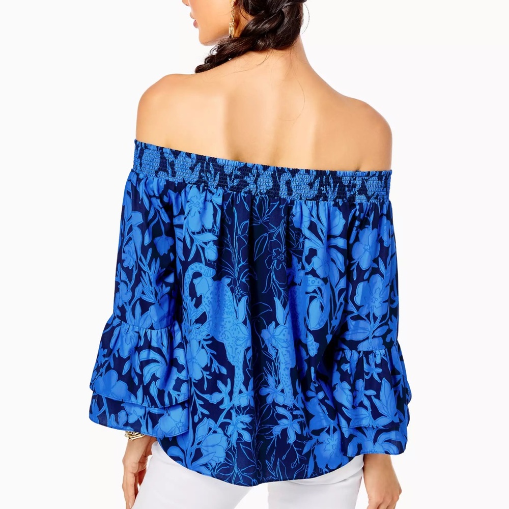 Lilly Pulitzer Kaori off the shoulder top. Size X large.